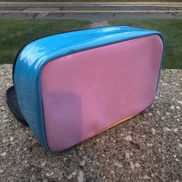 Makeup/tool bag - Picture 1 of 5
